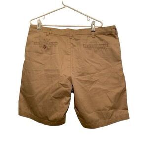 WEDGE SIZE 38 GOLF SHORTS